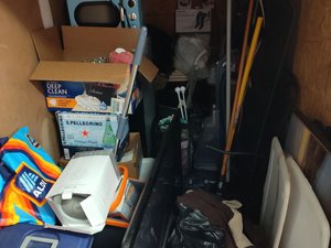 5 x 10 storage unit in Tampa, FL