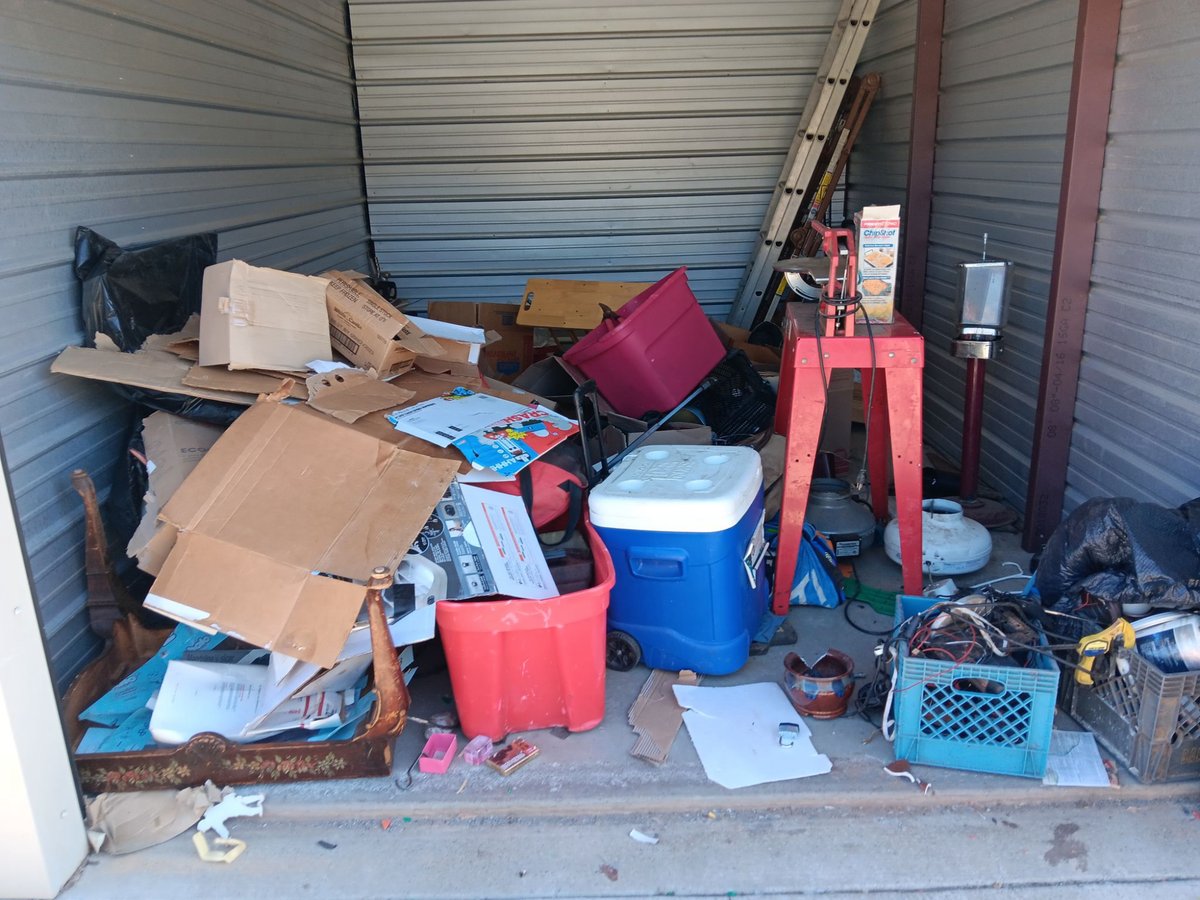 10 x 15 storage unit in Clearlake, CA