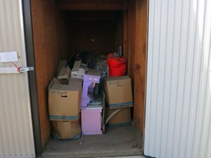 5 x 12 storage unit in Bakersfield, CA