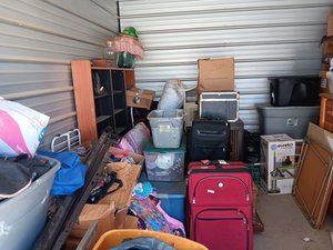10 x 15 storage unit in Clearlake, CA