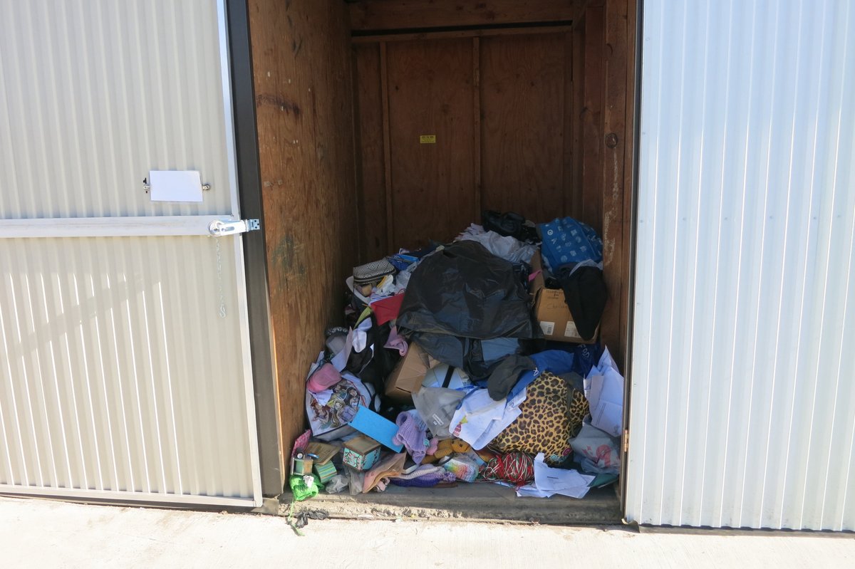 5 x 6 storage unit in Bakersfield, CA