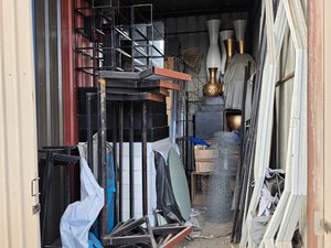 10 x 20 unit in San Antonio