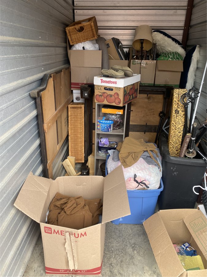 5 x 10 storage unit in Laceys Spring, AL