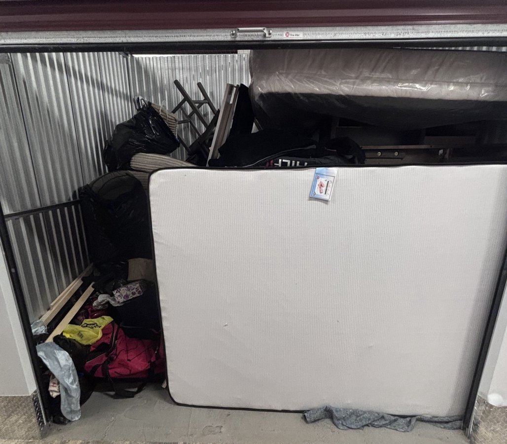 10 x 8 storage unit in Vineland, NJ