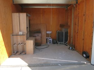 10 x 10 storage unit in Bakersfield, CA
