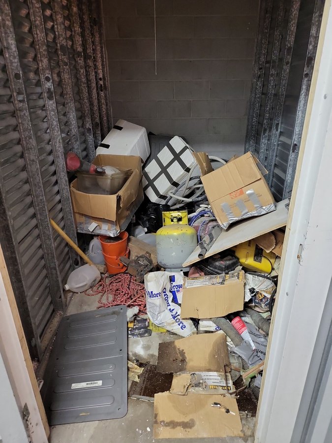 6 x 10 storage unit in Houston, TX