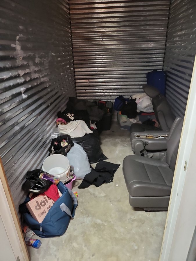 6 x 10 storage unit in Houston, TX