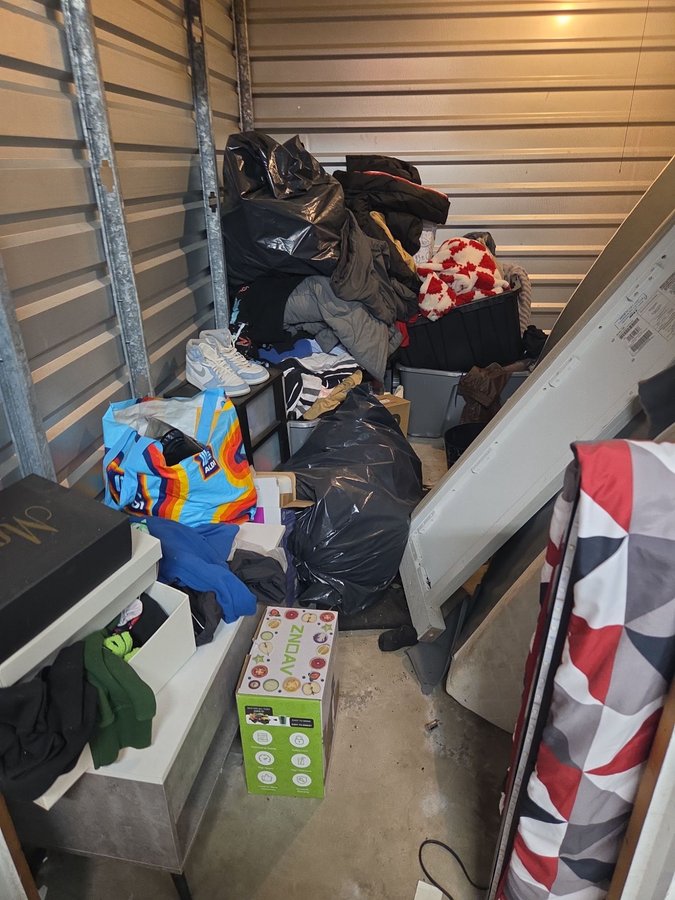 10 x 10 storage unit in Houston, TX