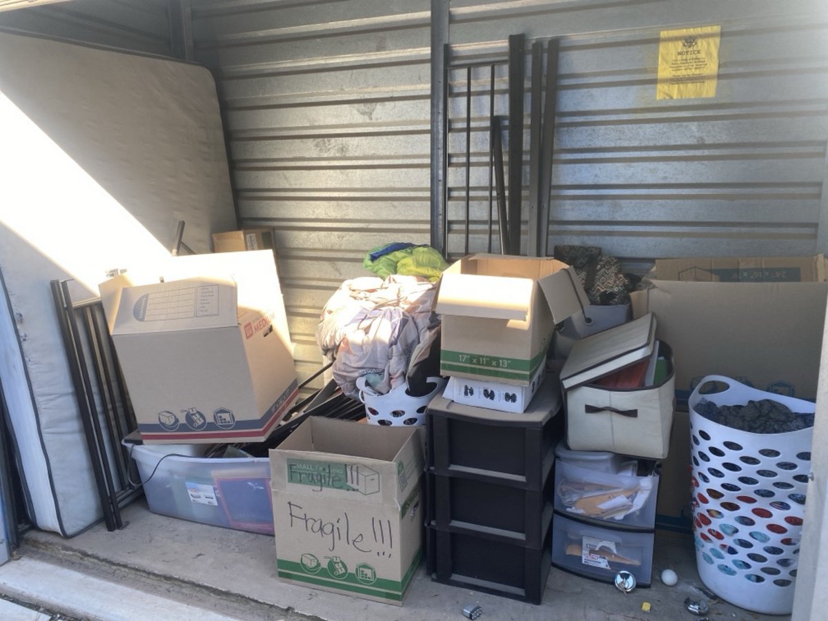 10 x 5 storage unit in Glendale, AZ