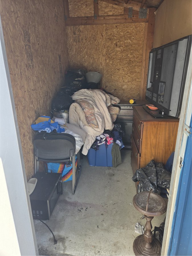5 x 10 storage unit in Springfield, IL