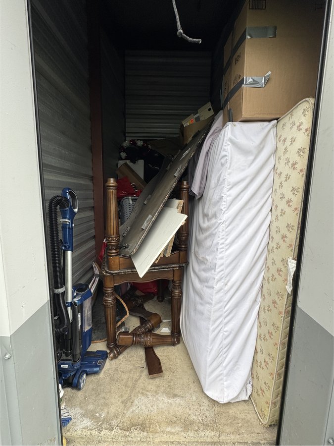5 x 10 storage unit in East Stroudsburg, PA