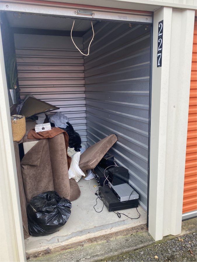 5 x 10 storage unit in Laceys Spring, AL