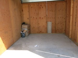 10 x 10 storage unit in Bakersfield, CA