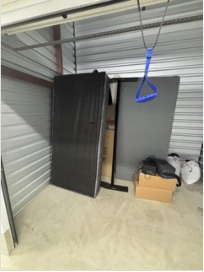 8 x 10 storage unit in Fairfax, VA