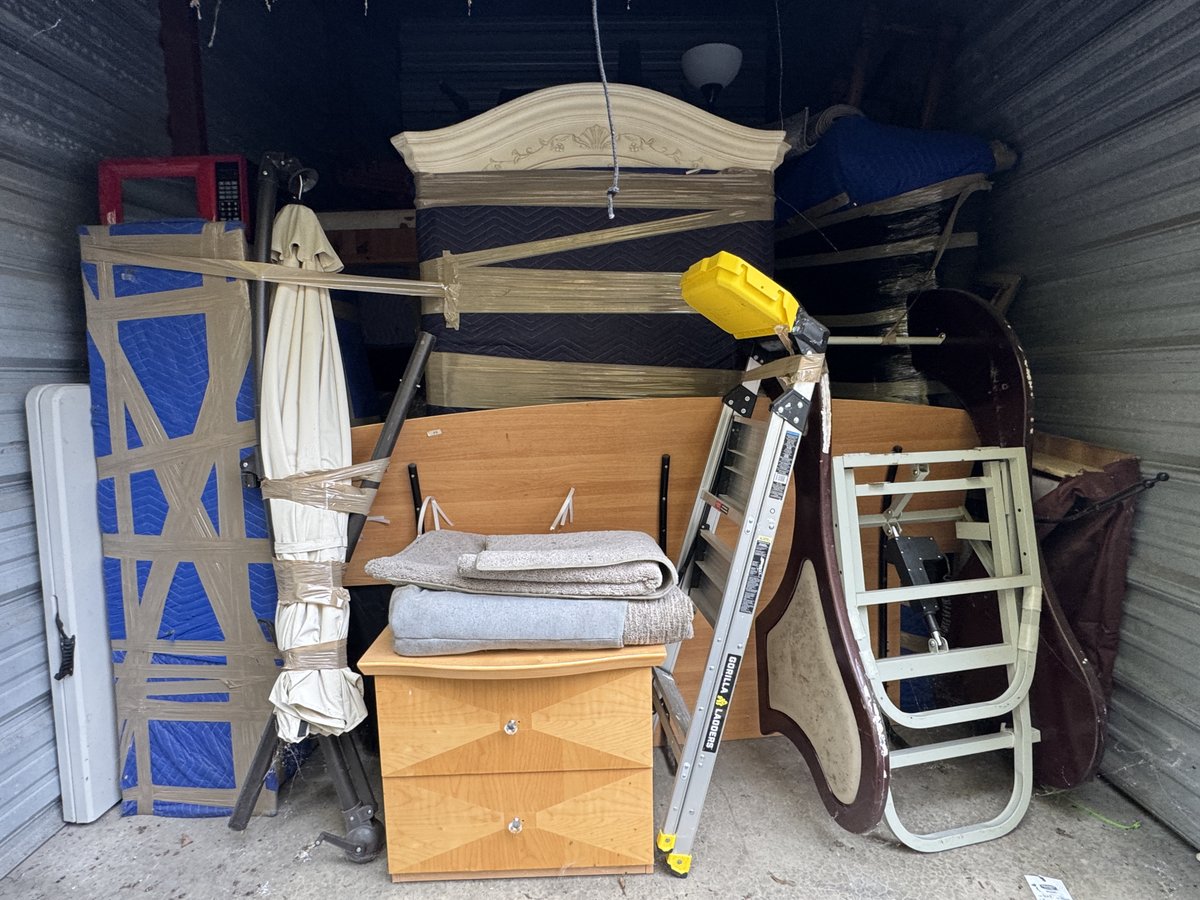 10 x 15 storage unit in East Stroudsburg, PA