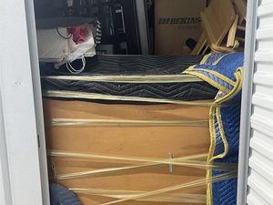 10 x 15 storage unit in Tacoma, WA