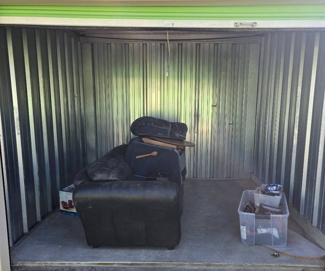 10 x 10 storage unit in Ypsilanti, MI