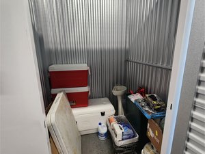 5 x 5 storage unit in Charlotte, NC