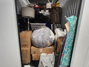 5 x 10 storage unit in Charlotte, NC