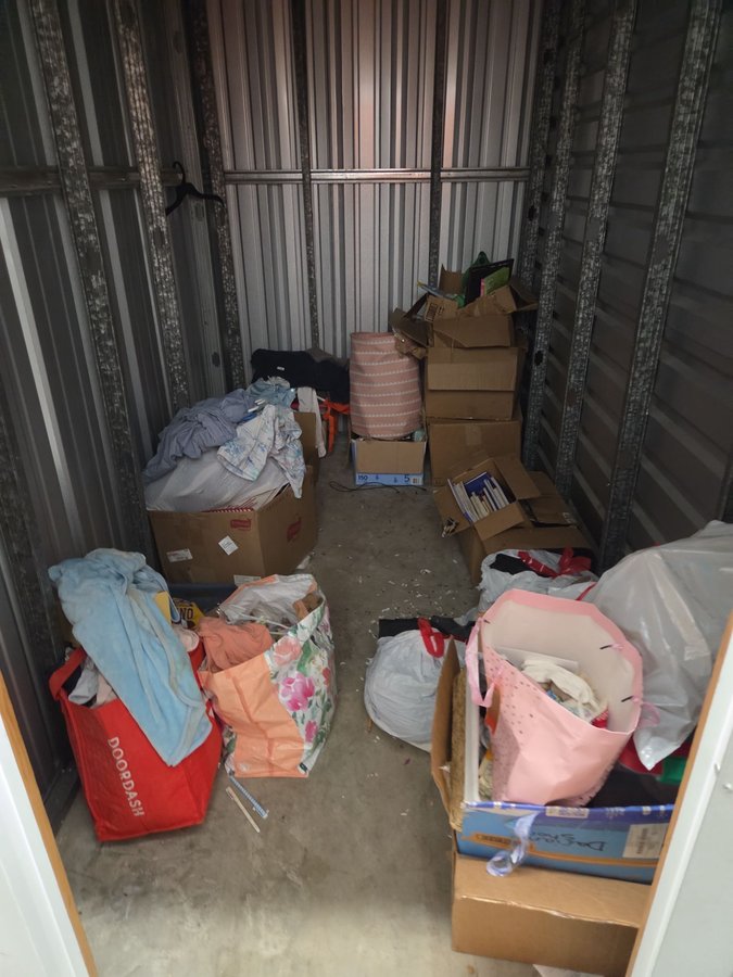 5 x 10 storage unit in Houston, TX