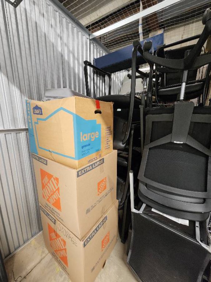 20 x 15 storage unit in Tallahassee, FL