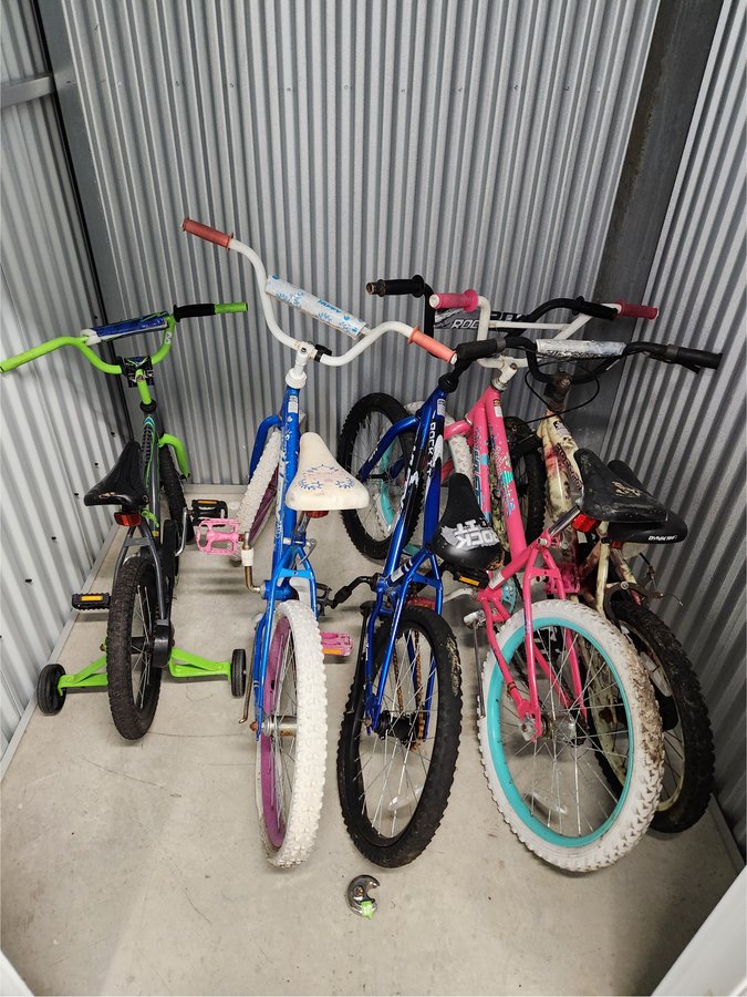 5 x 5 storage unit in Chamblee, GA