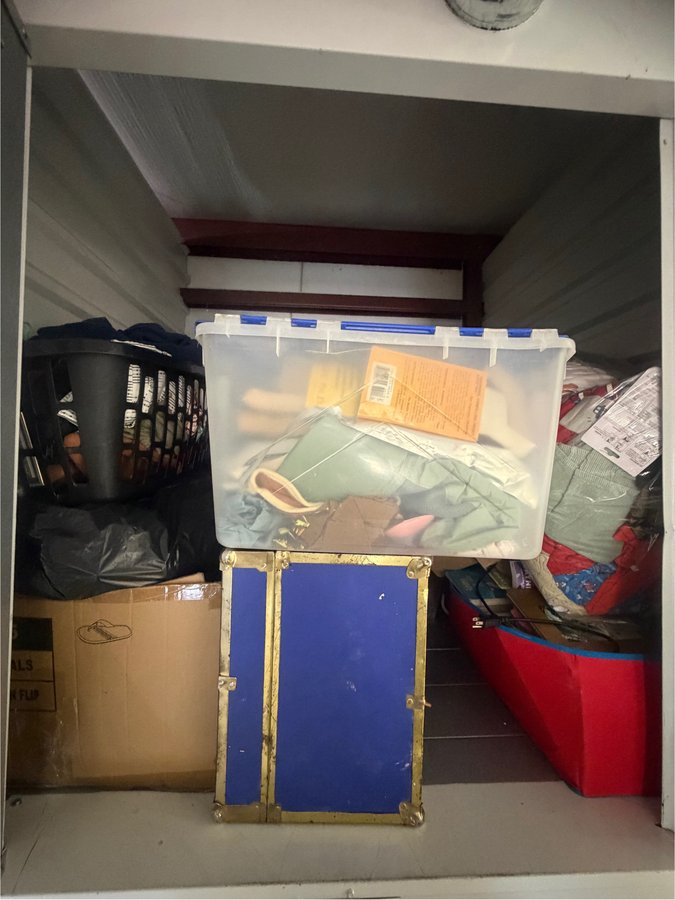 5 x 5 storage unit in Pearland, TX