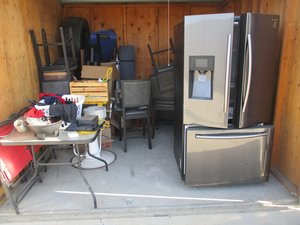10 x 10 storage unit in Bakersfield, CA