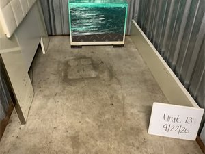 5 x 10 storage unit in Orlando, FL