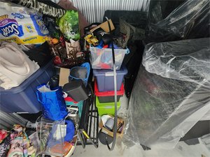 7 x 10 storage unit in Philadelphia, PA