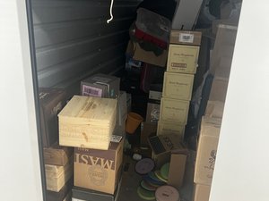 5 x 10 storage unit in Palm Beach Gardens, FL