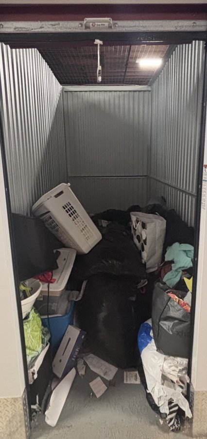 5 x 10 storage unit in Vineland, NJ