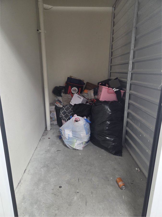 5 x 10 storage unit in Escondido, CA