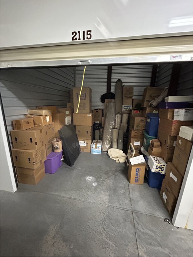 10 x 10 storage unit in Prescott Valley, AZ