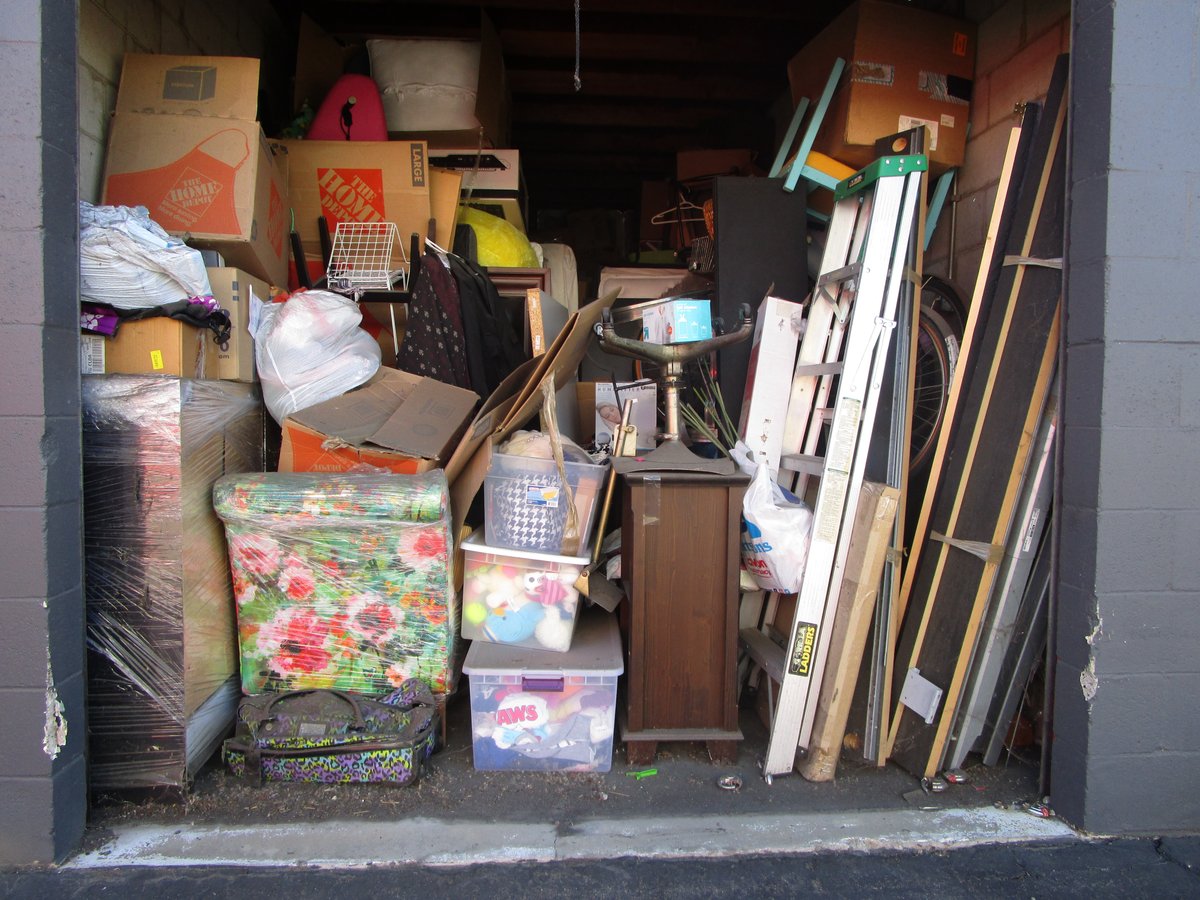 10 x 24 storage unit in San Marcos, CA