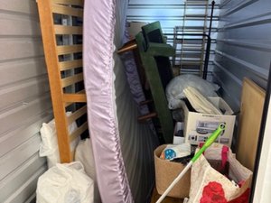 5 x 10 storage unit in Seattle, WA