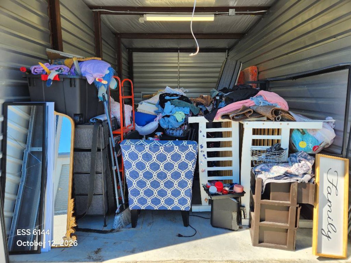 10 x 20 storage unit in Florence, SC