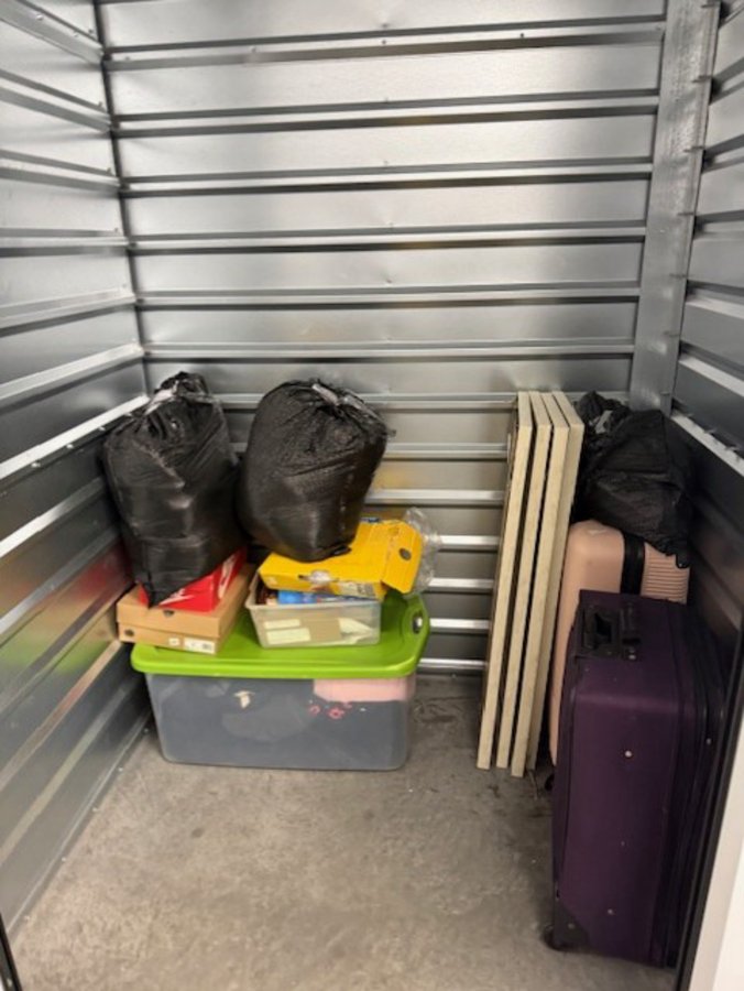 5 x 5 storage unit in Seattle, WA