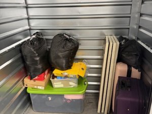 5 x 5 storage unit in Seattle, WA