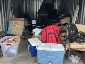 10 x 20 storage unit in Louisville, KY