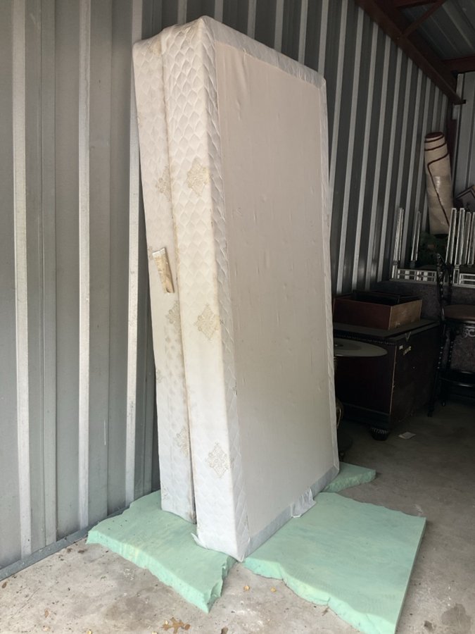 10 x 20 storage unit in San Antonio, TX