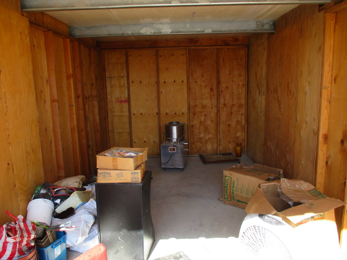 10 x 20 storage unit in Bakersfield, CA