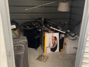 8 x 10 storage unit in San Diego, CA