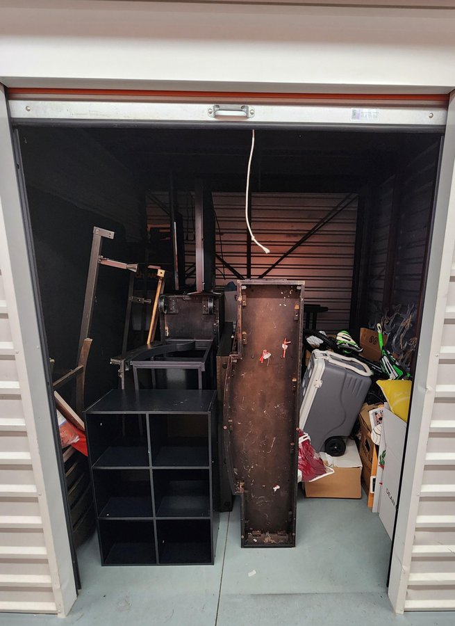 10 x 10 storage unit in Toms River, NJ