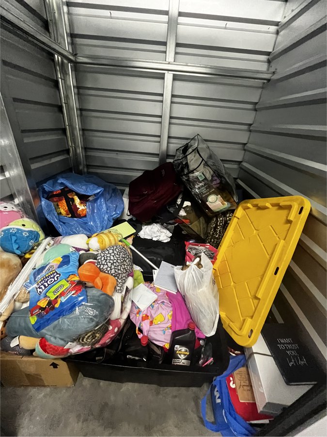 5 x 5 storage unit in Signal Hill, CA