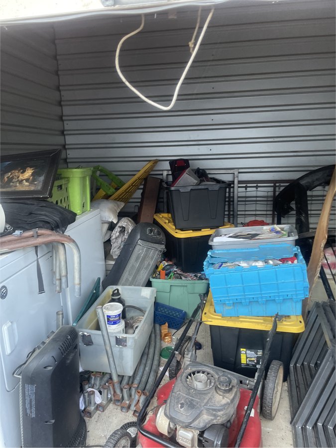 10 x 10 storage unit in Nacogdoches, TX