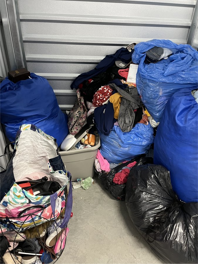 5 x 5 storage unit in Los Angeles, CA
