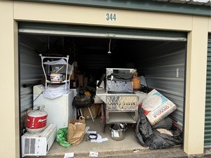 10 x 30 storage unit in Waterloo, IA