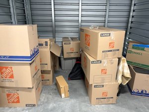 10 x 7 storage unit in Spring Valley, CA