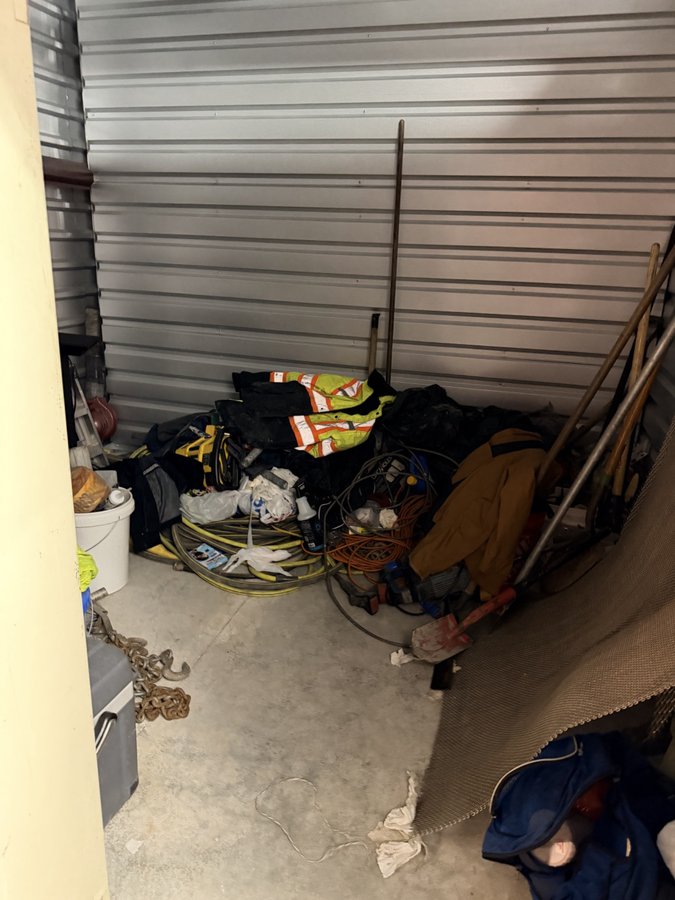 10 x 10 storage unit in Houston, TX